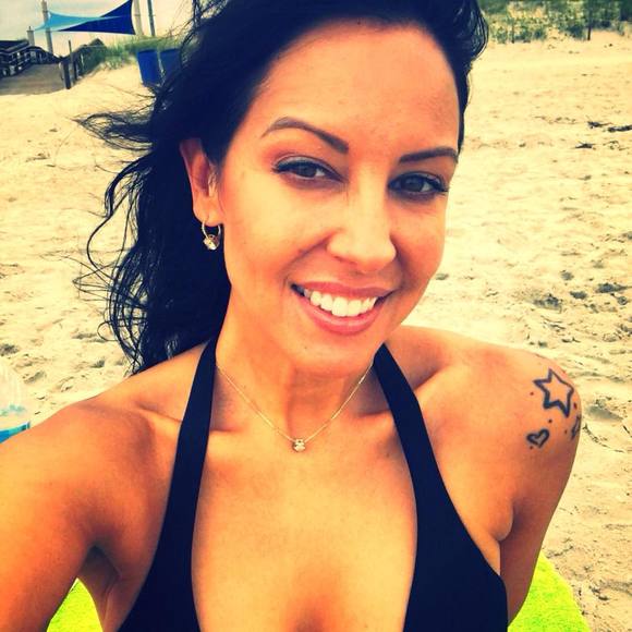 Meet your Posher, Lisa - Picture 1 of 1